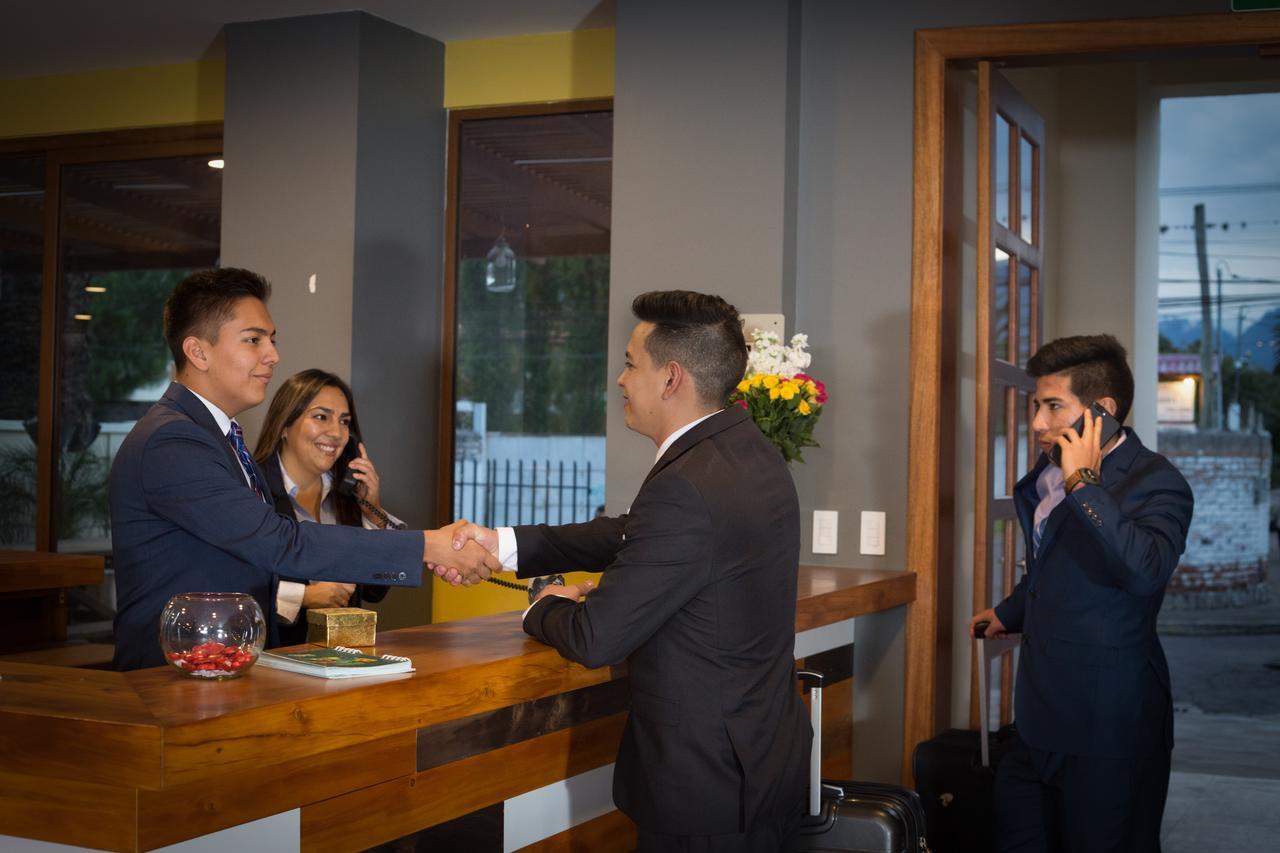 Ilalo Garden Hotel & Restaurant Quito Luaran gambar