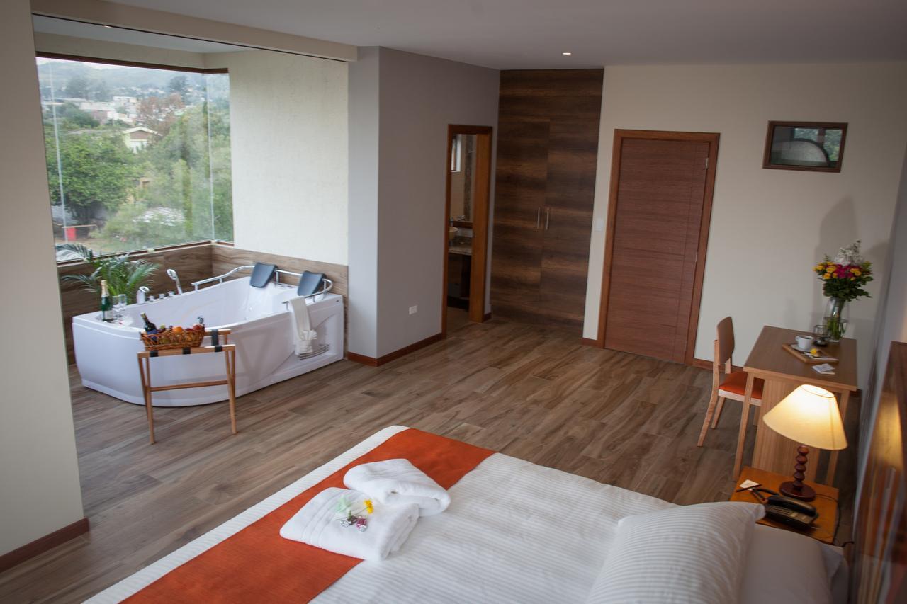 Ilalo Garden Hotel & Restaurant Quito Luaran gambar