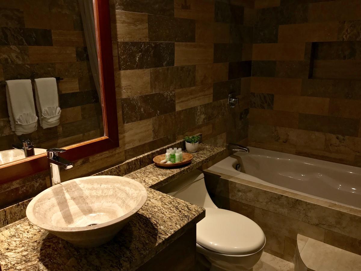Ilalo Garden Hotel & Restaurant Quito Luaran gambar